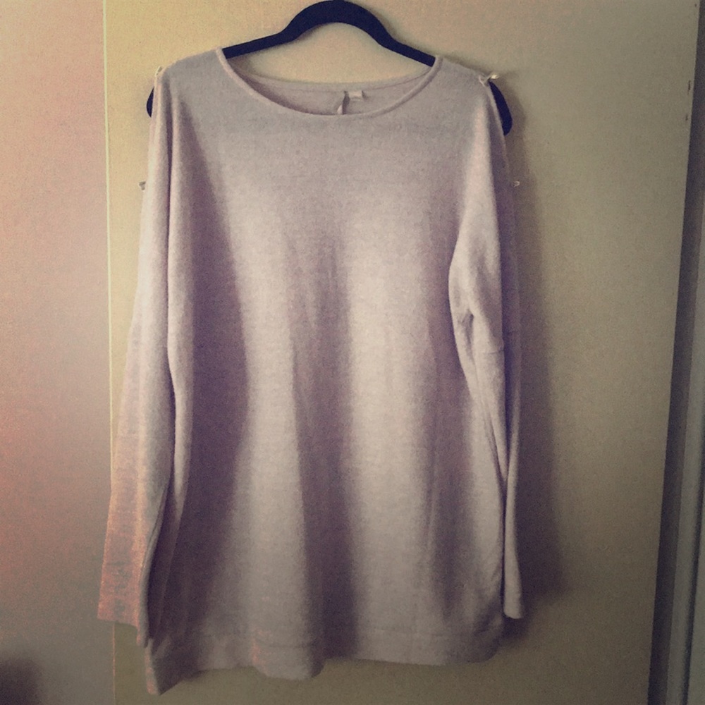 Lauren Conrad sweater L